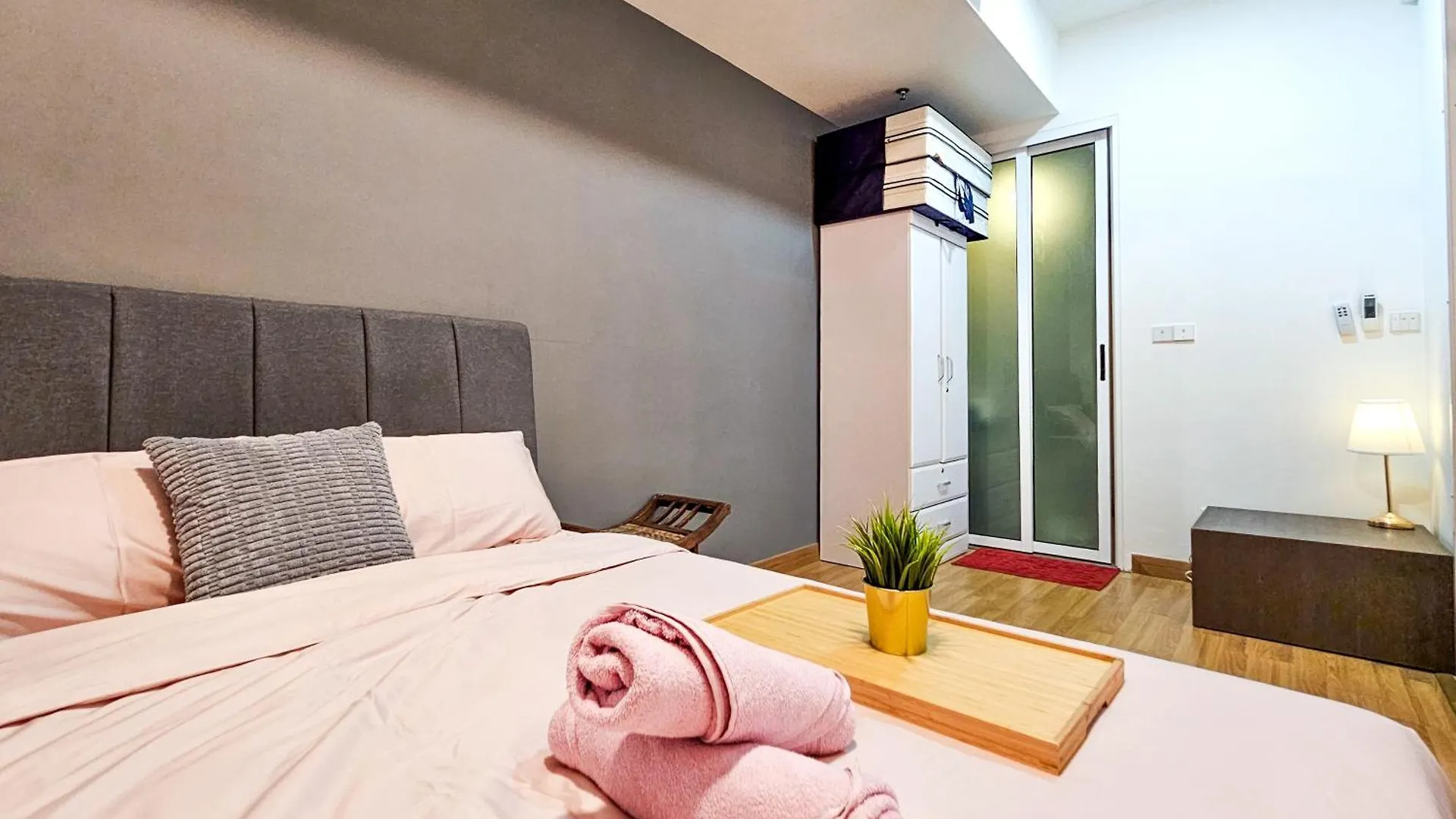 Tropicana 218 Macalister By Ngn George Town Apartman